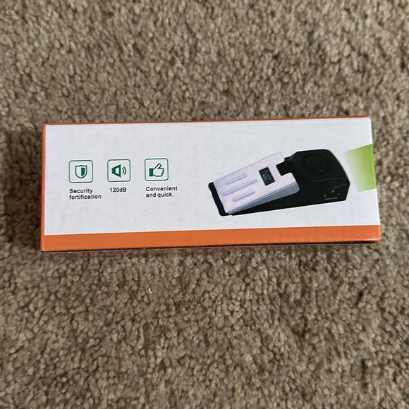 Portable Door Lock & Door Stop Alarm, Dual Protection Security Door Safety - Picture 5 of 10